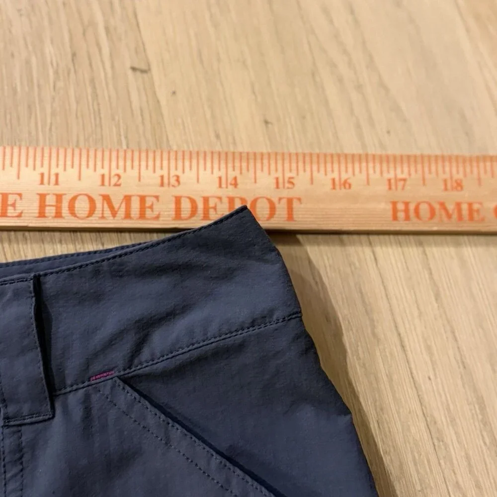Patagonia Women’s Borderless Shorts Size 4 Gray Hiking Lightweight Outdoors